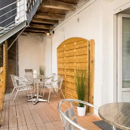 Urbain Ancienne Ecurie Au Centre Et Parking Διαμέρισμα *