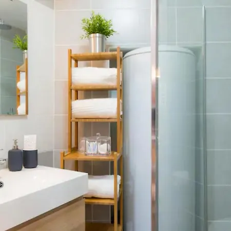 Urbain Ancienne Ecurie Au Centre Et Parking Διαμέρισμα