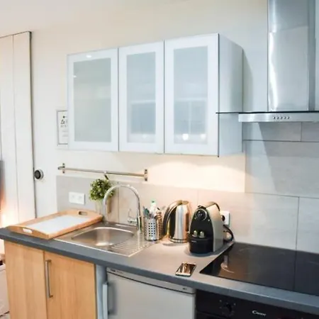 Urbain Ancienne Ecurie Au Centre Et Parking Apartmán Nantes