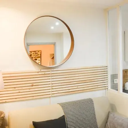 Urbain Ancienne Ecurie Au Centre Et Parking Apartmán Nantes