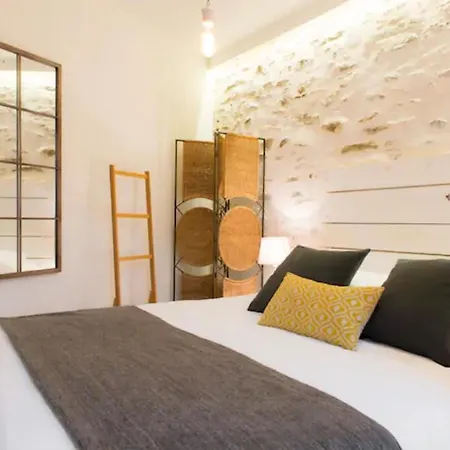 Διαμέρισμα Urbain Ancienne Ecurie Au Centre Et Parking Ναντ