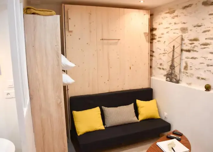 Apartmán Urbain Ancienne Ecurie Au Centre Et Parking *