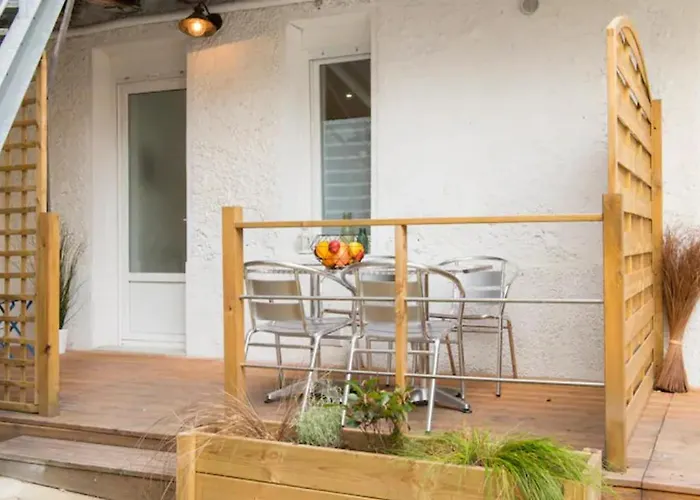 Urbain Ancienne Ecurie Au Centre Et Parking 公寓 *