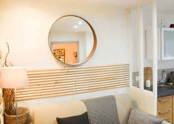 Urbain Ancienne Ecurie Au Centre Et Parking Apartmán Nantes